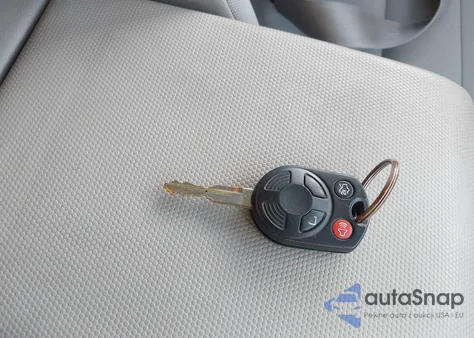 2012 Ford Escape Xlt from USA, damaged, VIN 1FMCU9D70CKB94031